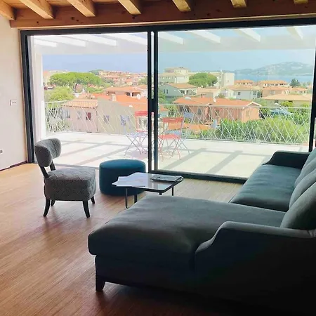 Apartment Panoramico Di Lusso Cannigione